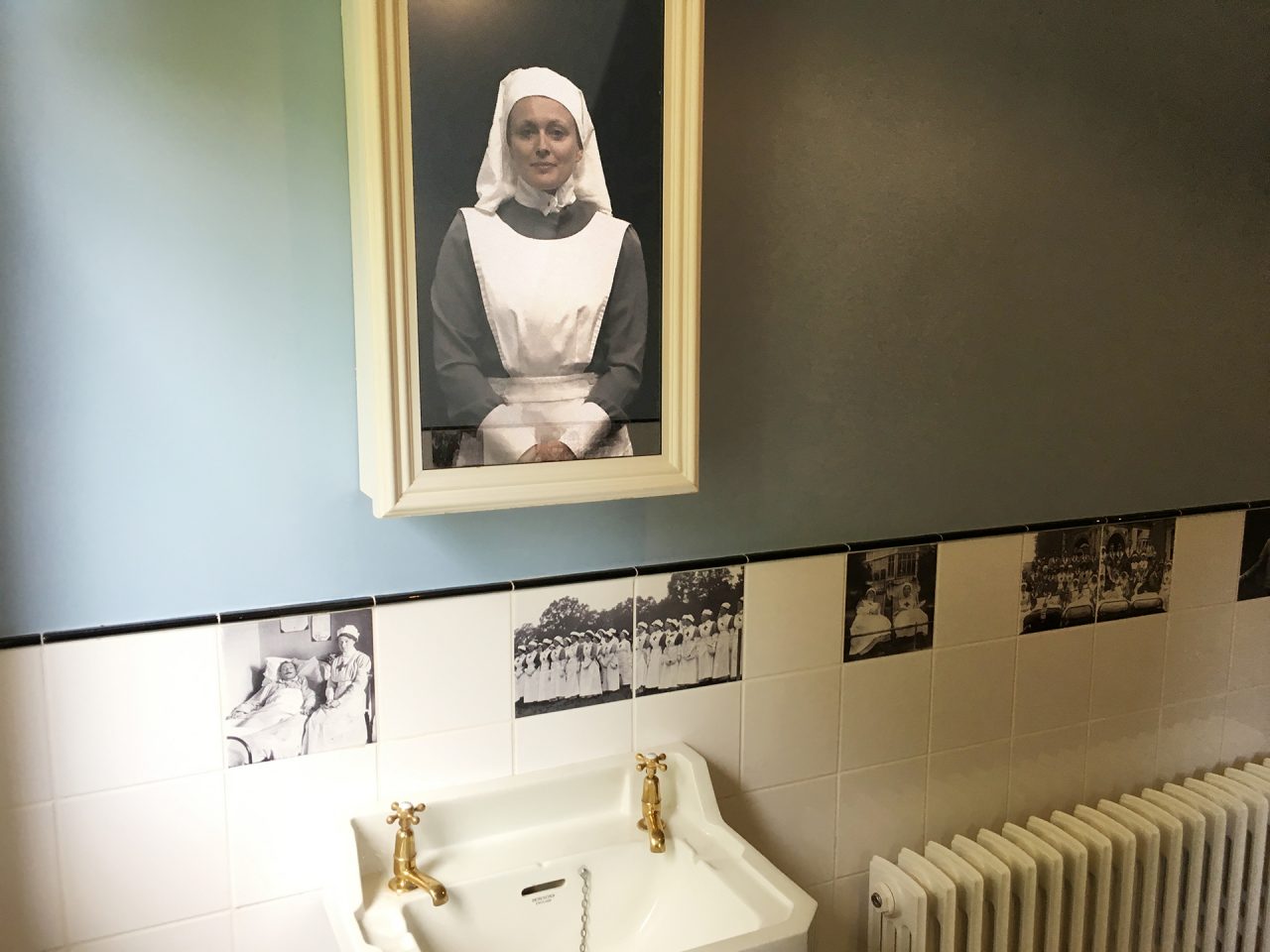 Wardown House mirror interactive