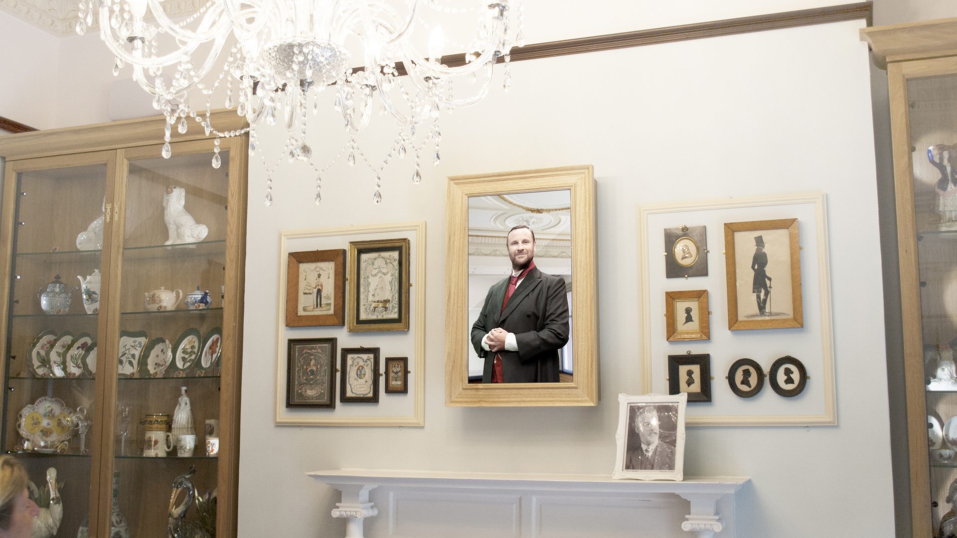 Wardown House drawing room